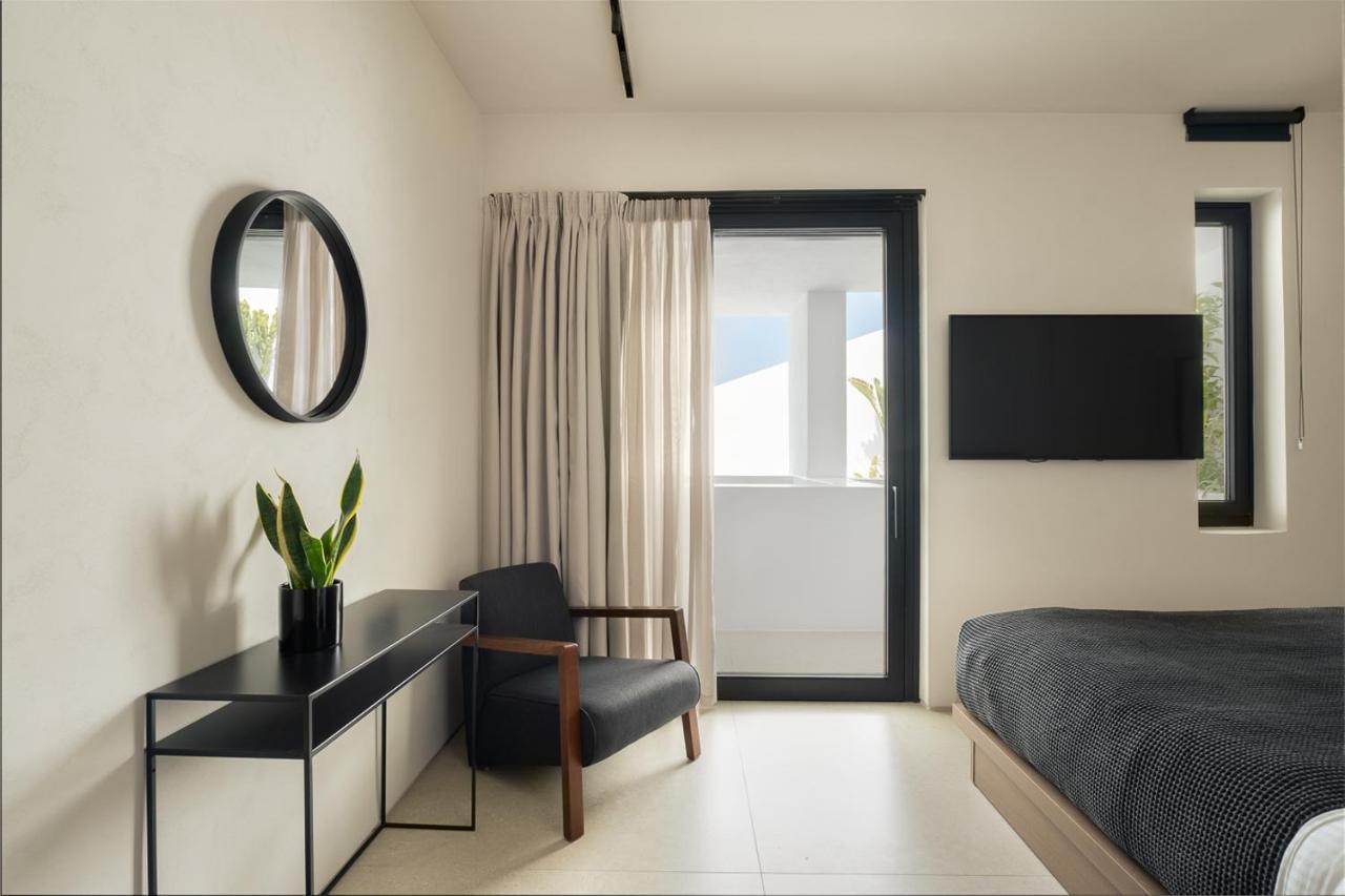 Cubic Mykonos Seafront Design Suites Ornos (Mykonos) Exterior foto